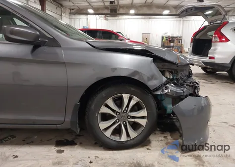 2013 Honda Accord Lx z USA, uszkodzony, nr VIN 1HGCR2F33DA003315